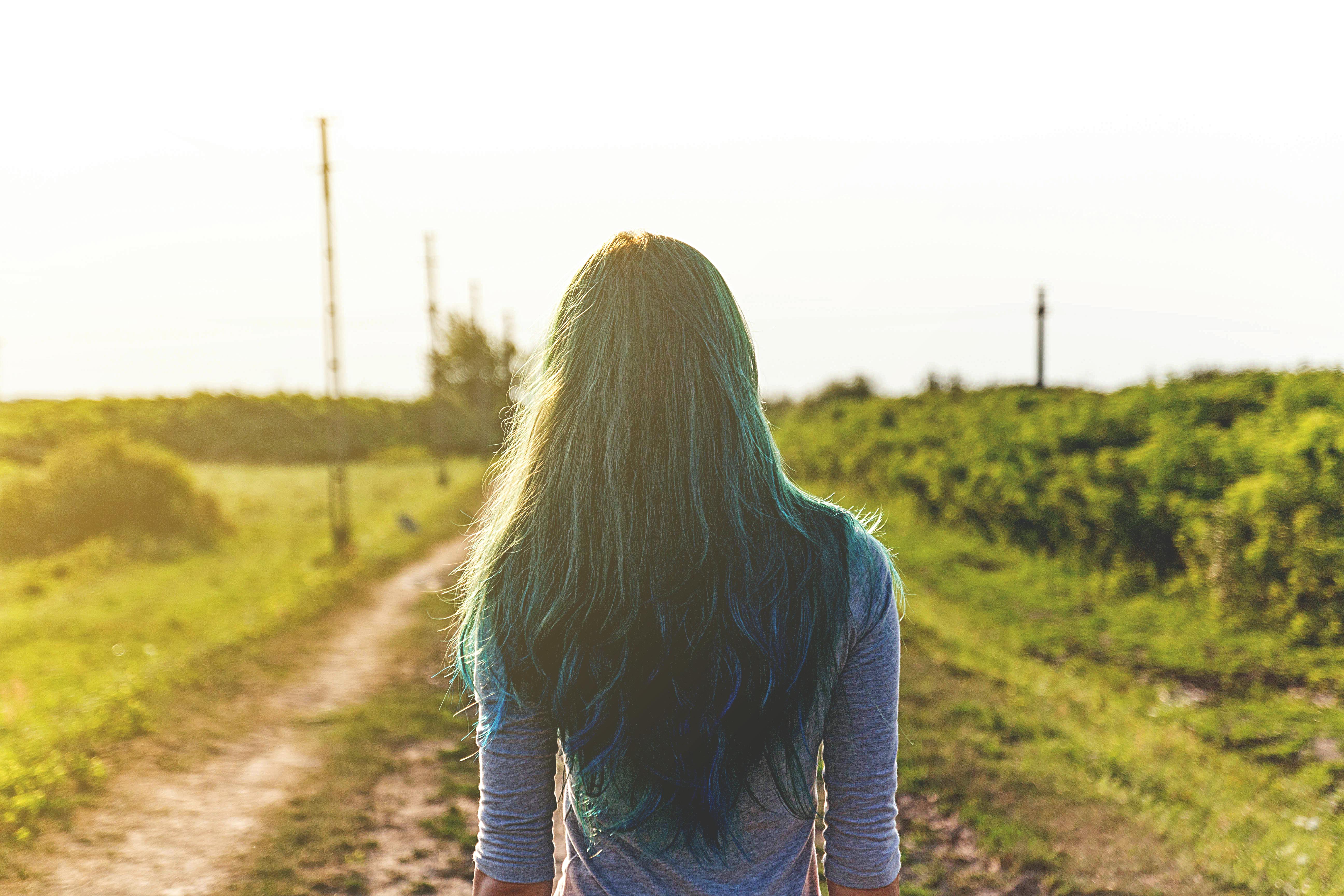 emotional dependency - a woman on a crossroads